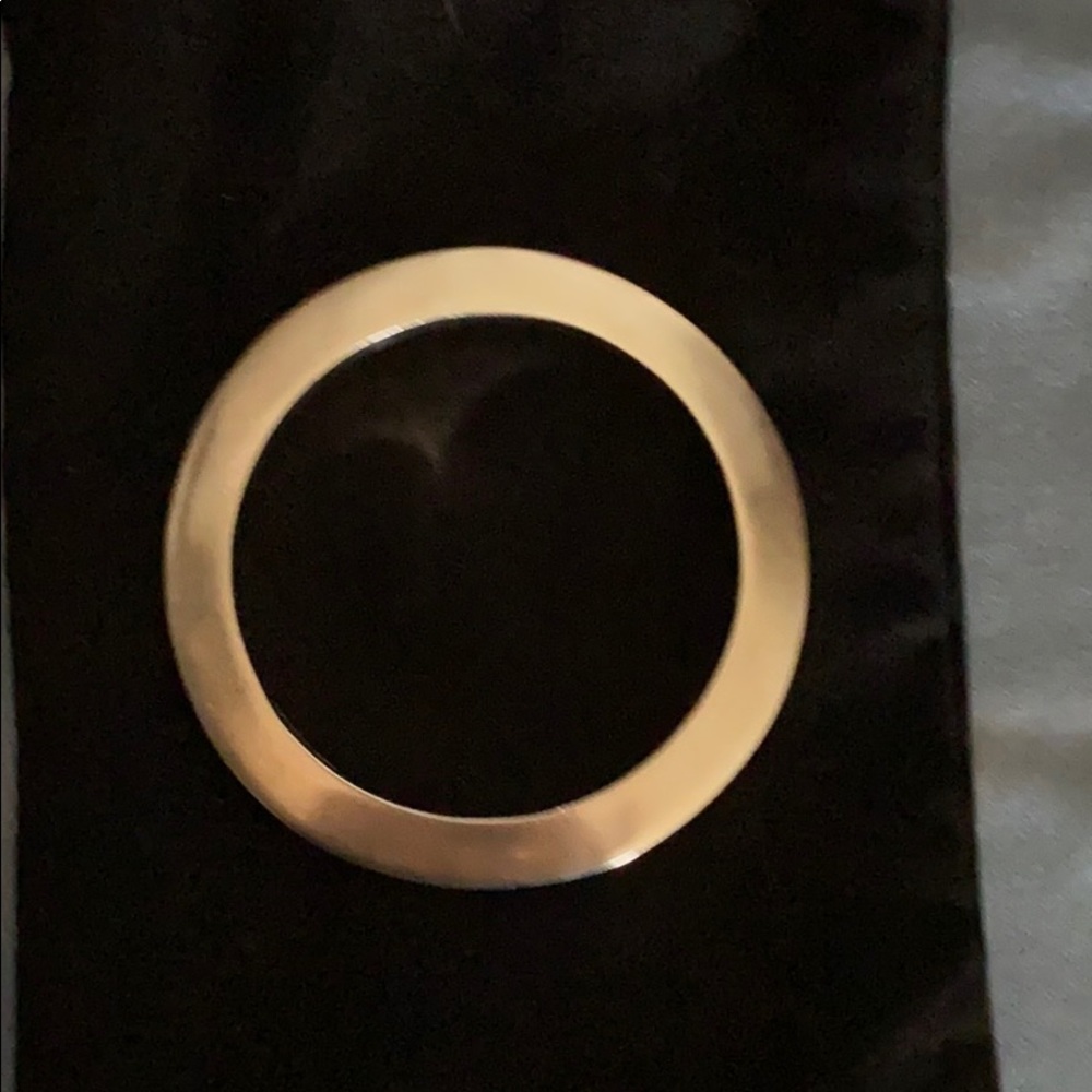 Solid sterling silver bangle